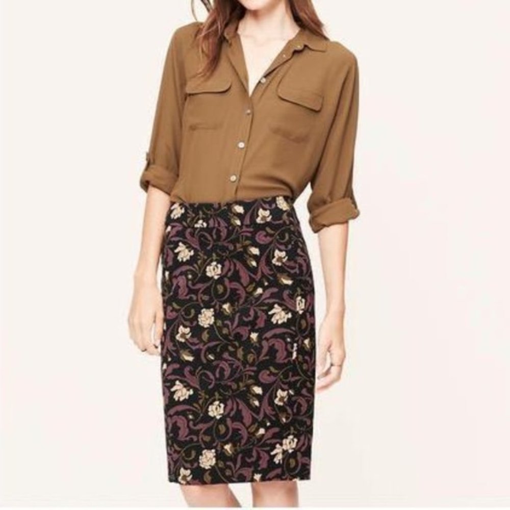 LOFT ~ Floral Vine Pencil Skirt
